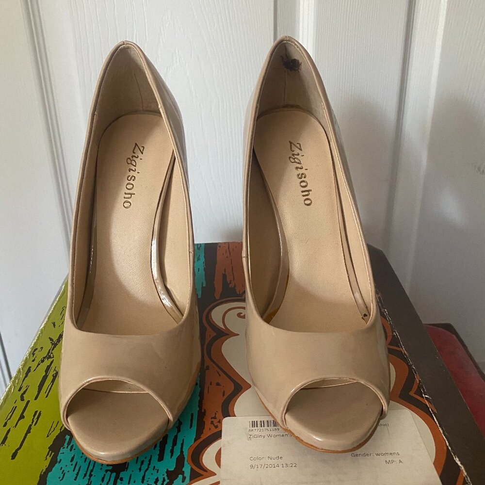 ZIGI Soho BANEN Nude Beige Patent Leather Stiletto Heels Pump Shoes *8M* - Picture 4 of 8